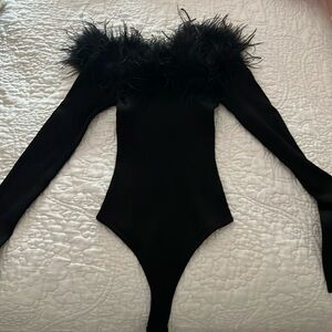 Bodysuit off the shoulder with furry along the top